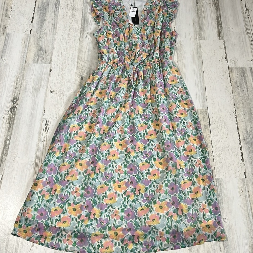 Banana Republic Ruffle Floral MIDI Dress Size Small NWT - Picture 3 of 12